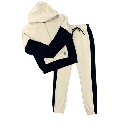 quarter zip sweatshirt with hood in beige and black knit with matching beige and knit pants